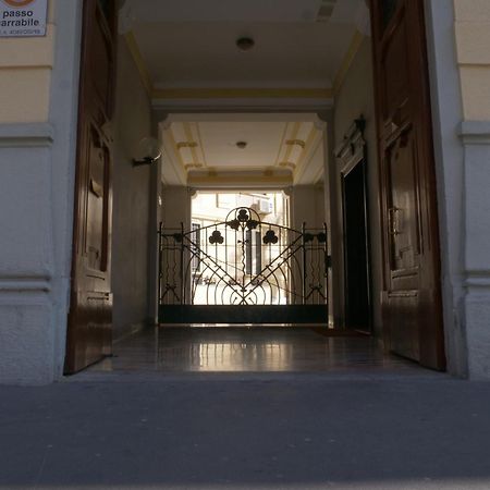 Wonderful Downtown Apartment-Hd Netflix, King-Size Bed, Two Minutes' Walk From Metro Milan Exterior photo