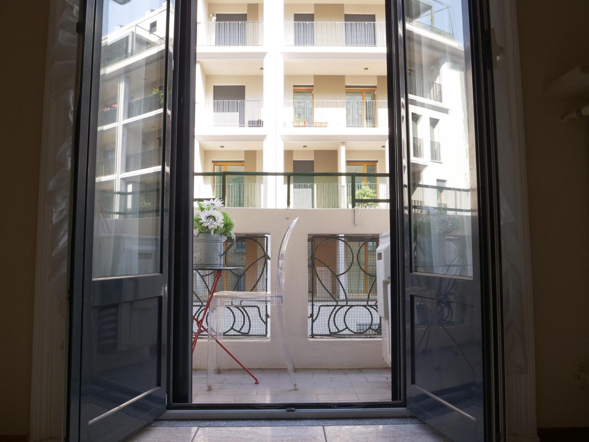 Wonderful Downtown Apartment-Hd Netflix, King-Size Bed, Two Minutes' Walk From Metro Milan Exterior photo