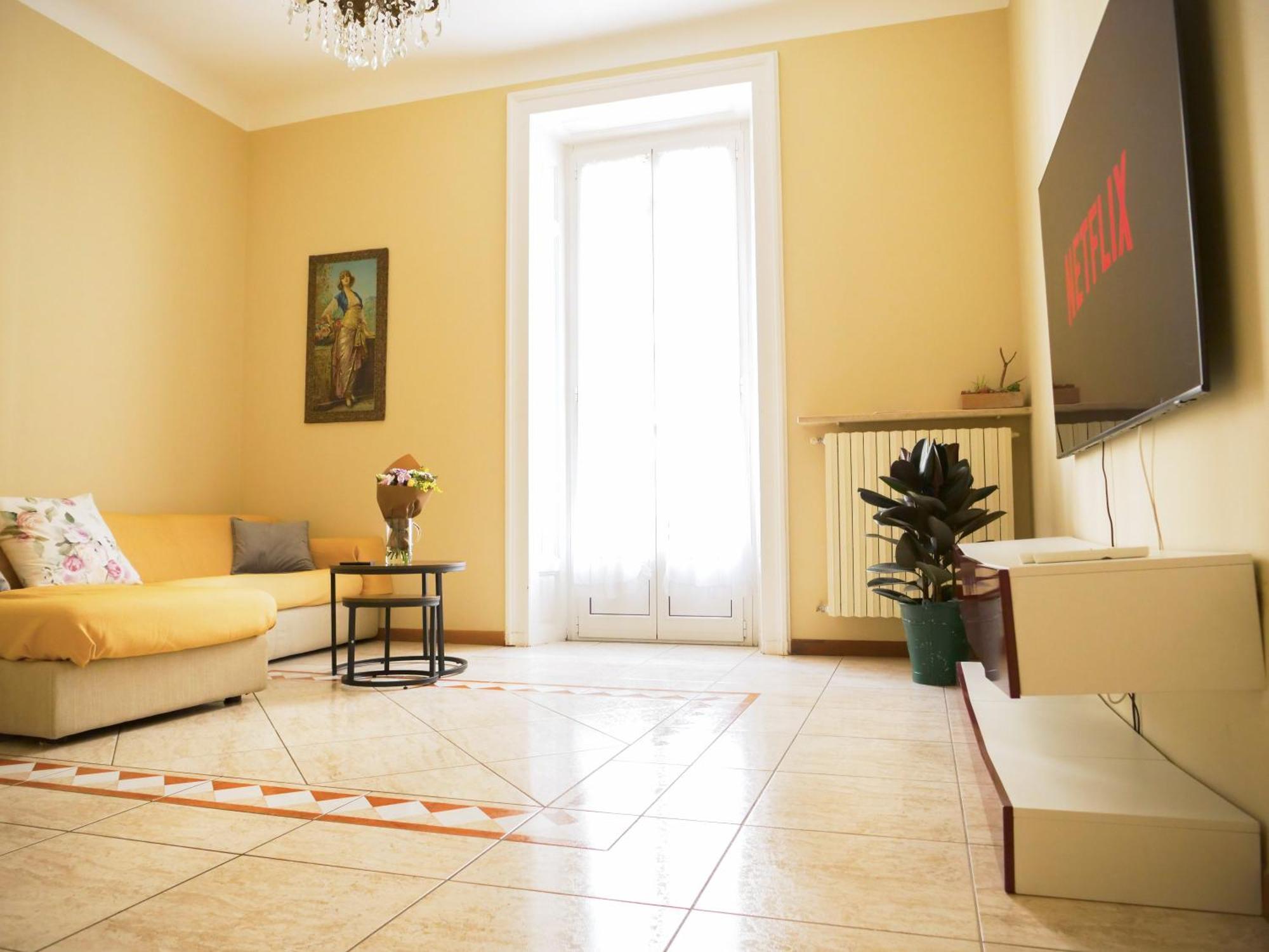 Wonderful Downtown Apartment-Hd Netflix, King-Size Bed, Two Minutes' Walk From Metro Milan Exterior photo